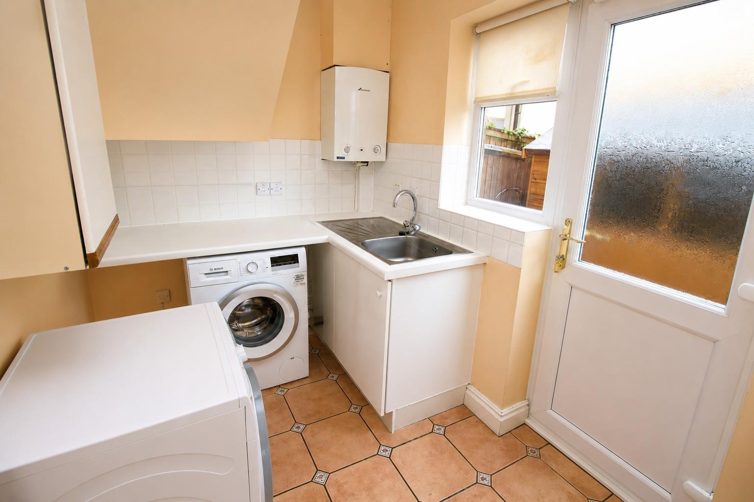 Carew Close, Tilehurst, Reading